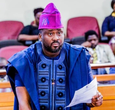 Desmond Elliot responds to the Duke of Shomolu